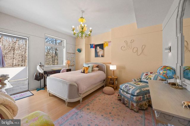 2923 WOODVALLEY DR, Baltimore, MD 21208