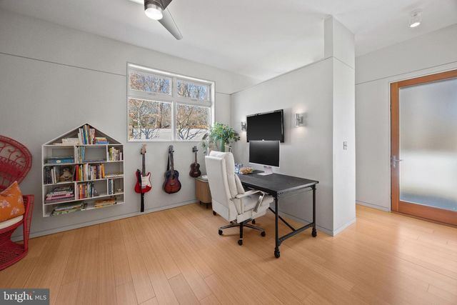 2923 WOODVALLEY DR, Baltimore, MD 21208