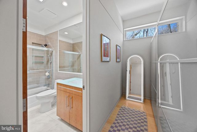 2923 WOODVALLEY DR, Baltimore, MD 21208