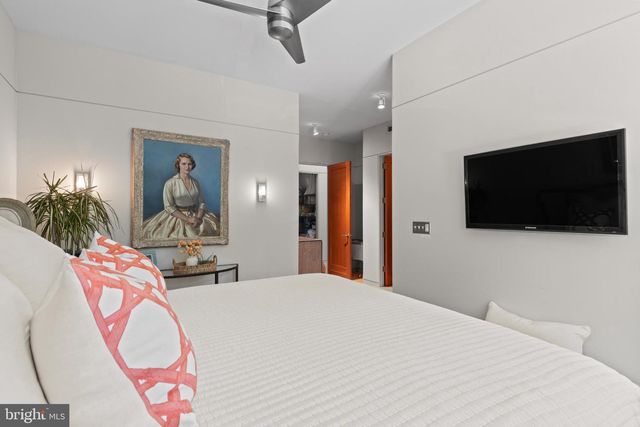 2923 WOODVALLEY DR, Baltimore, MD 21208