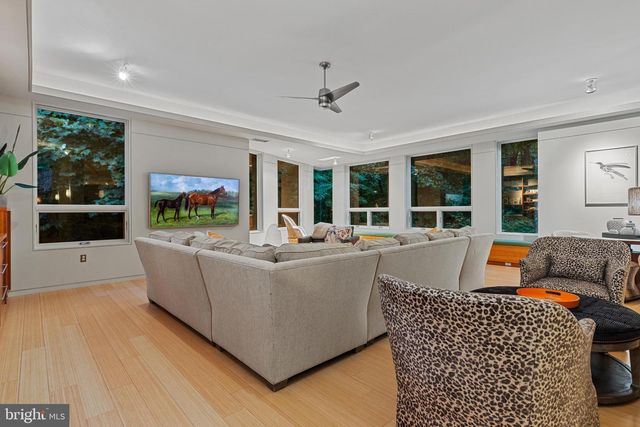 2923 WOODVALLEY DR, Baltimore, MD 21208