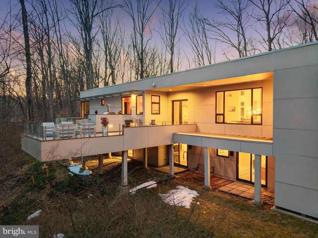 2923 WOODVALLEY DR, Baltimore, MD 21208