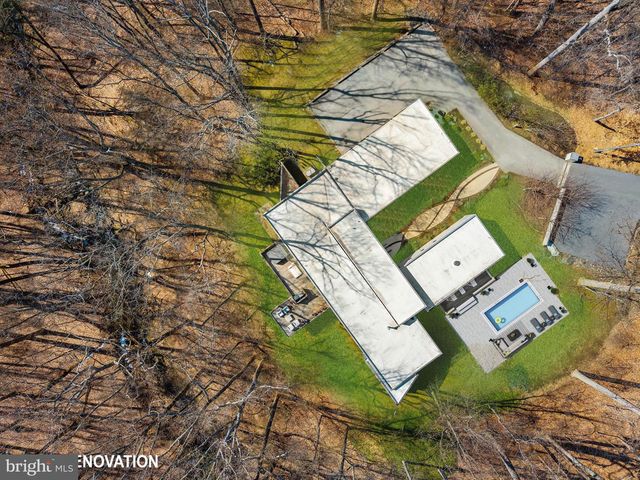 2923 WOODVALLEY DR, Baltimore, MD 21208