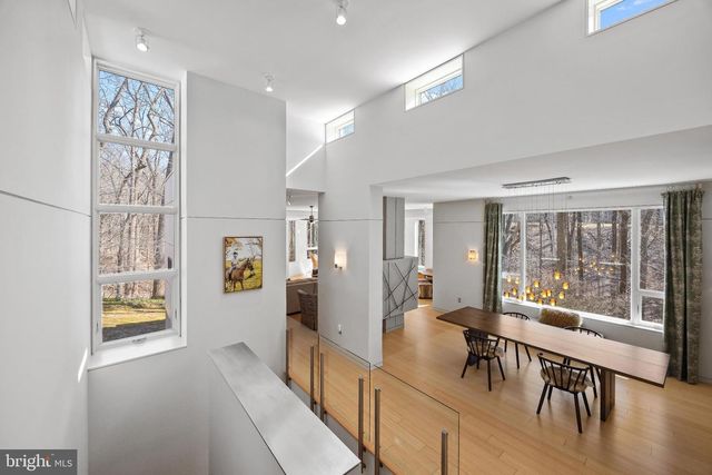 2923 WOODVALLEY DR, Baltimore, MD 21208