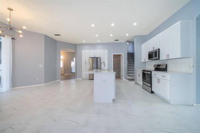 8119 LAKE CROWELL CIRCLE, Orlando, FL 32836