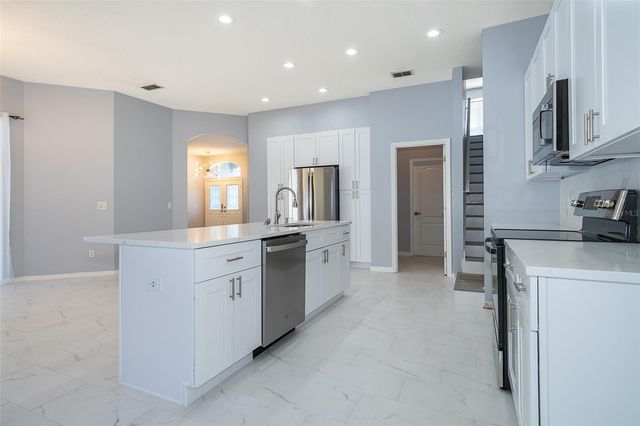 8119 LAKE CROWELL CIRCLE, Orlando, FL 32836