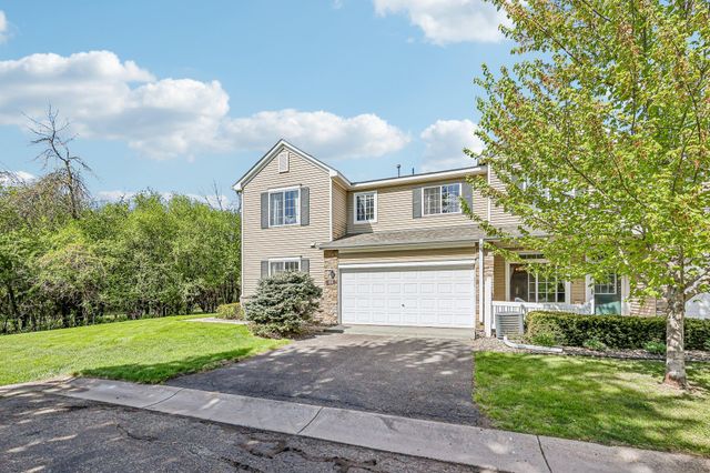 40 River Woods Drive W, Saint Paul Park, MN 55071