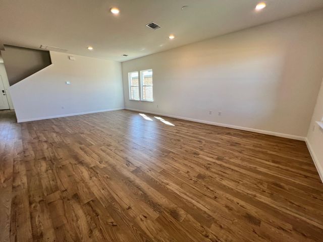 2005 Lazy Acres ST, Leander, TX 78641