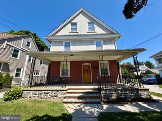 110 GRANDVIEW RD, Ardmore, PA 19003