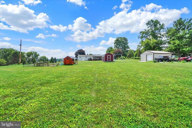 13174 MONT RD, Felton, PA 17322