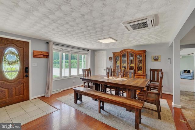 13174 MONT RD, Felton, PA 17322