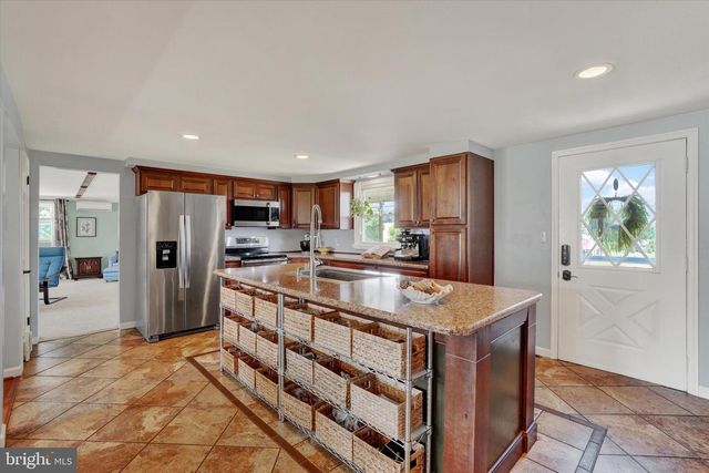 13174 MONT RD, Felton, PA 17322