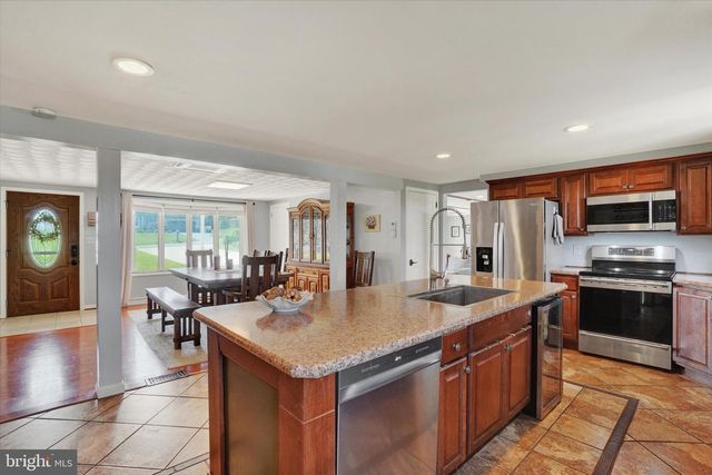13174 MONT RD, Felton, PA 17322