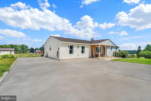 13174 MONT RD, Felton, PA 17322