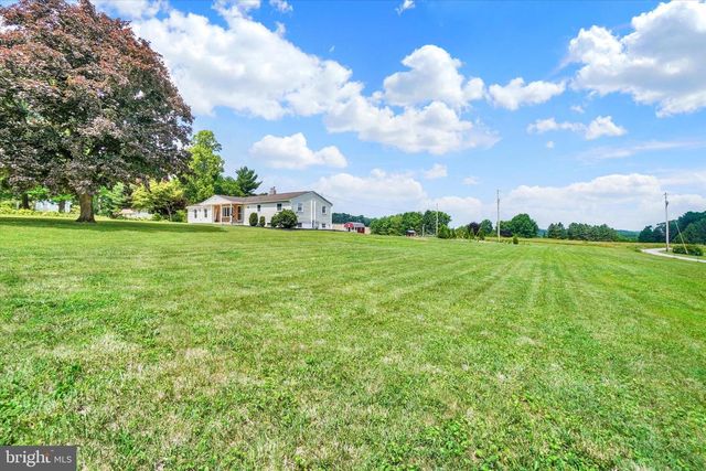 13174 MONT RD, Felton, PA 17322