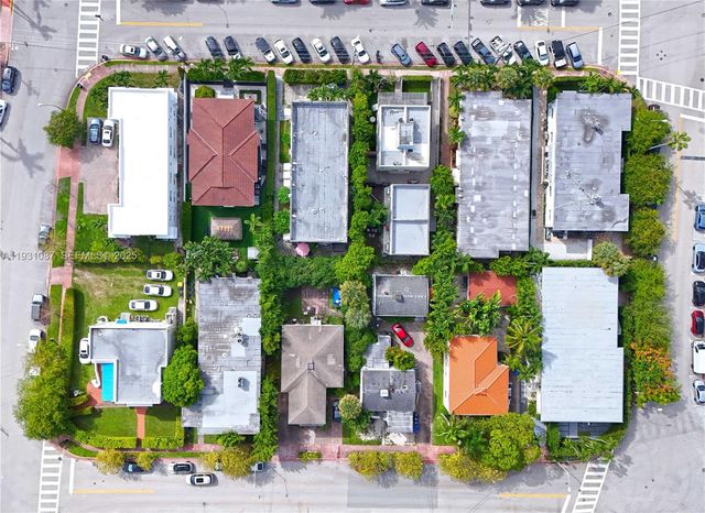 815 W 39th St, Miami Beach, FL 33140