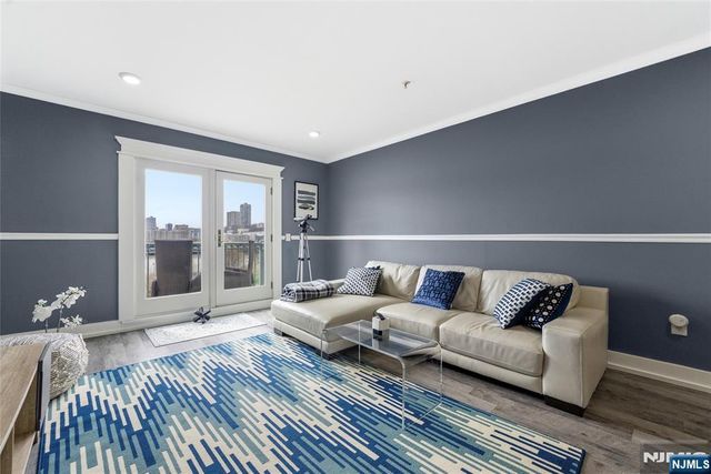 324 The Promenade, Edgewater, NJ 07020