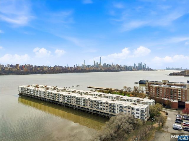 324 The Promenade, Edgewater, NJ 07020