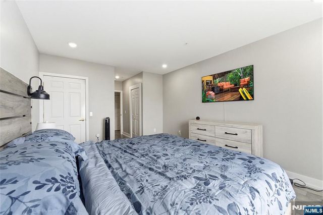 324 The Promenade, Edgewater, NJ 07020