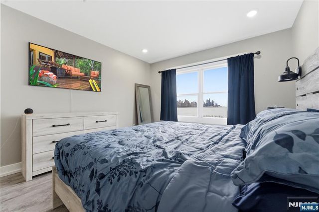 324 The Promenade, Edgewater, NJ 07020