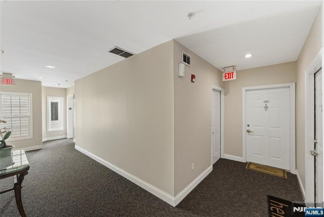 324 The Promenade, Edgewater, NJ 07020