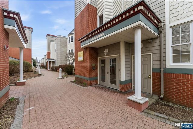 324 The Promenade, Edgewater, NJ 07020