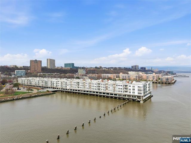 324 The Promenade, Edgewater, NJ 07020