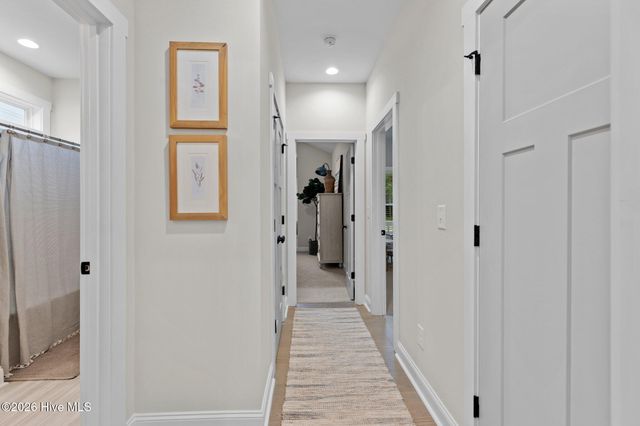 996 Hunter Grace Drive, Winterville, NC 28590