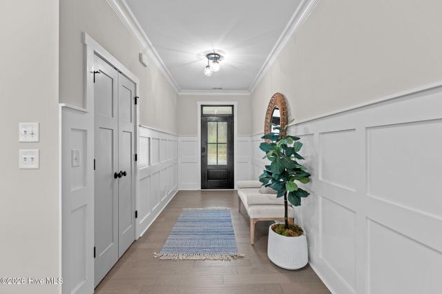 996 Hunter Grace Drive, Winterville, NC 28590