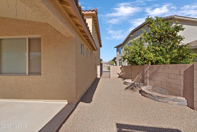 965 W Cork Oak Place, Oro Valley, AZ 85755