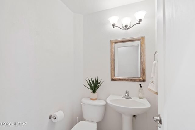 965 W Cork Oak Place, Oro Valley, AZ 85755