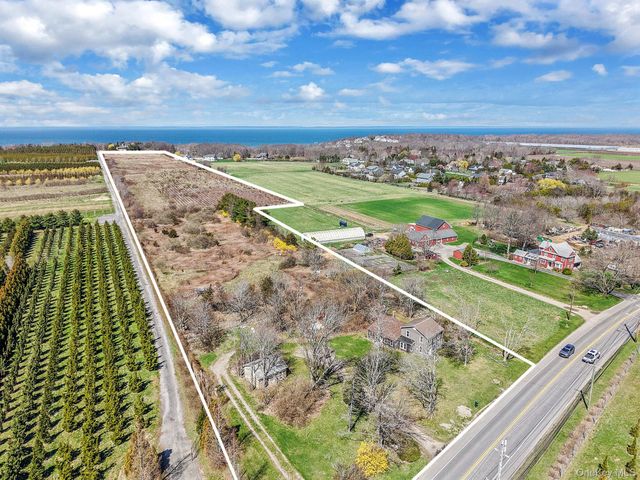 5528 Sound Avenue, Riverhead, NY 11901