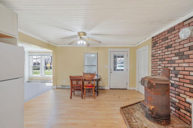 5528 Sound Avenue, Riverhead, NY 11901