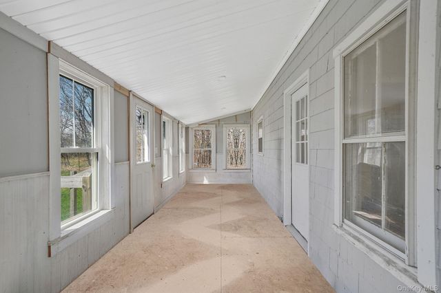 5528 Sound Avenue, Riverhead, NY 11901