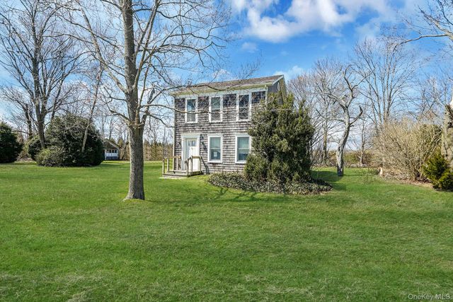 5528 Sound Avenue, Riverhead, NY 11901