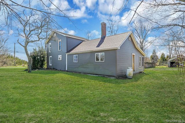 5528 Sound Avenue, Riverhead, NY 11901