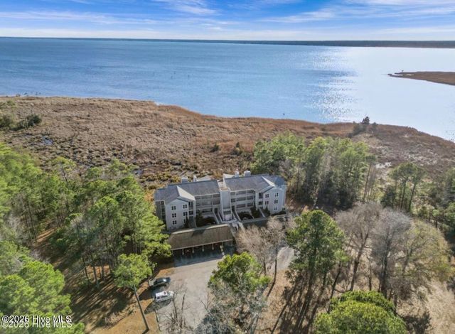 9111 Riverview Drive, New Bern, NC 28560