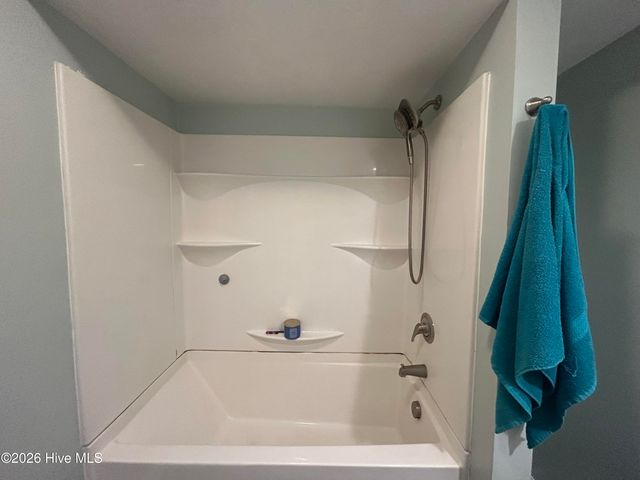 9111 Riverview Drive, New Bern, NC 28560