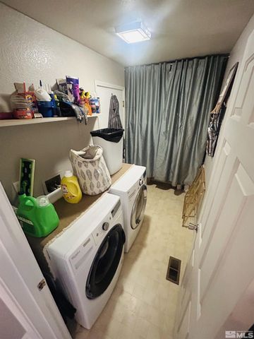 1808 rock Court, Carson City, NV 89701