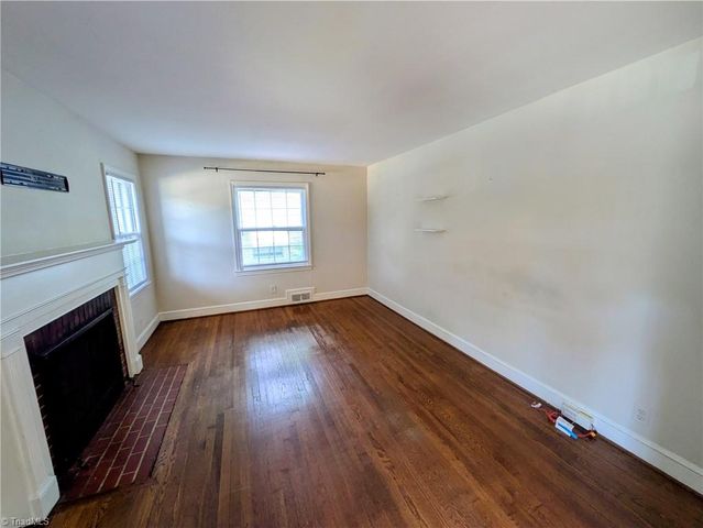 1004 Lockland Avenue, Winston-salem, NC 27103