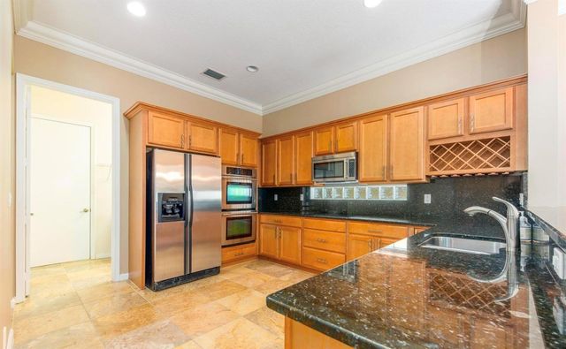 1088 Grove Park Circle, Boynton Beach, FL 33436