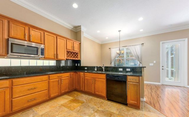1088 Grove Park Circle, Boynton Beach, FL 33436
