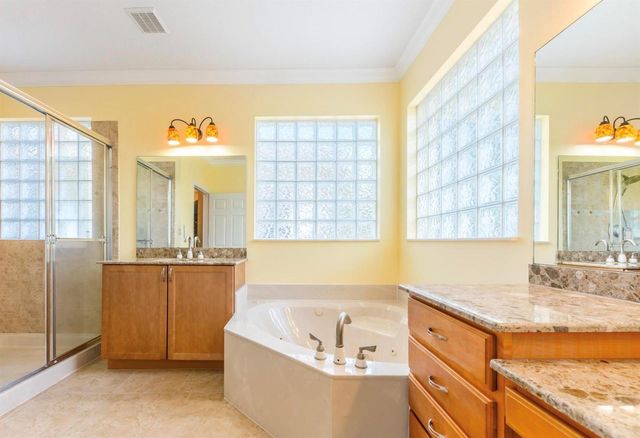 1088 Grove Park Circle, Boynton Beach, FL 33436
