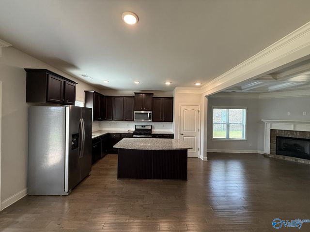 7921 Gabriela Drive NW, Huntsville, AL 35806