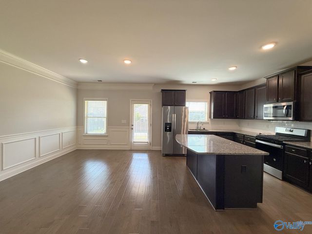 7921 Gabriela Drive NW, Huntsville, AL 35806