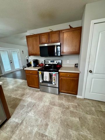 5006 SANDSTONE DR, Columbia, MO 65202