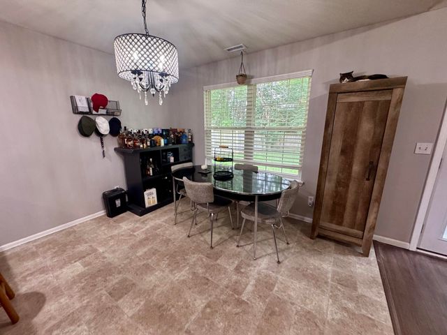 5006 SANDSTONE DR, Columbia, MO 65202
