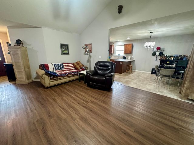 5006 SANDSTONE DR, Columbia, MO 65202