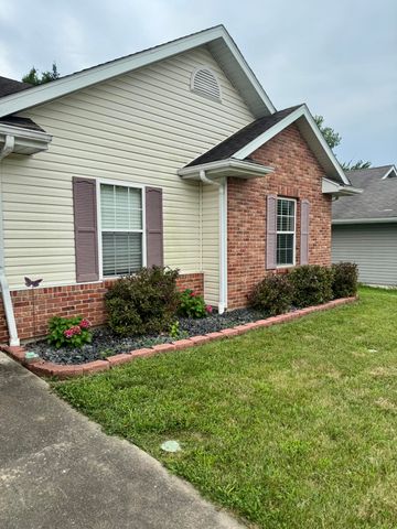 5006 SANDSTONE DR, Columbia, MO 65202