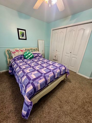 5006 SANDSTONE DR, Columbia, MO 65202